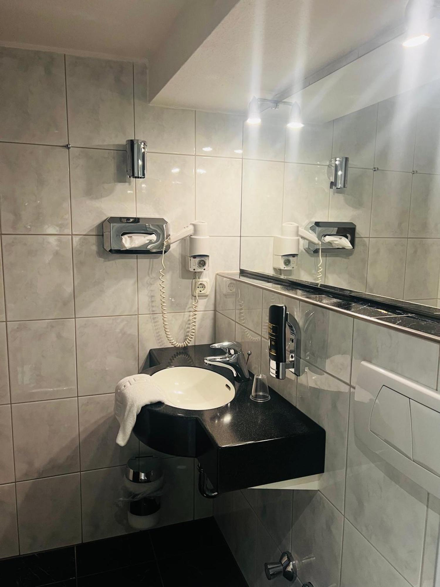 Hotel Am Malerwinkel Wertheim Luaran gambar